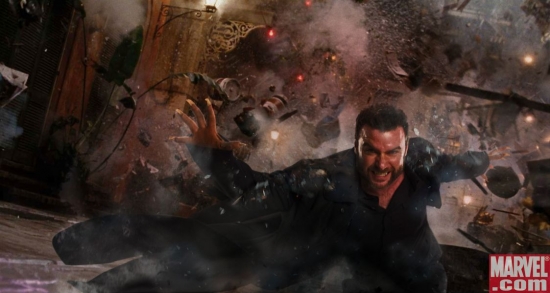 Sabretooth brings the damage