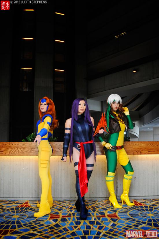Marvel Costuming: Jean Grey, Psylocke & Rogue at Dragon*Con 2012