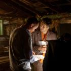 Diretor Joss Whedon and Mark Ruffalo (Bruce Banner/Hulk) on set of Marvel's the Avengers