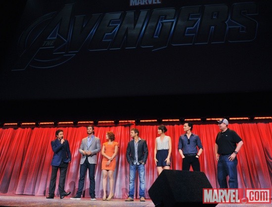 Robert Downey, Jr., Chris Hemsworth, Scarlett Johansson, Jeremy Renner, Cobie Smulders, Tom Hiddleston, & Kevin Feige at D23