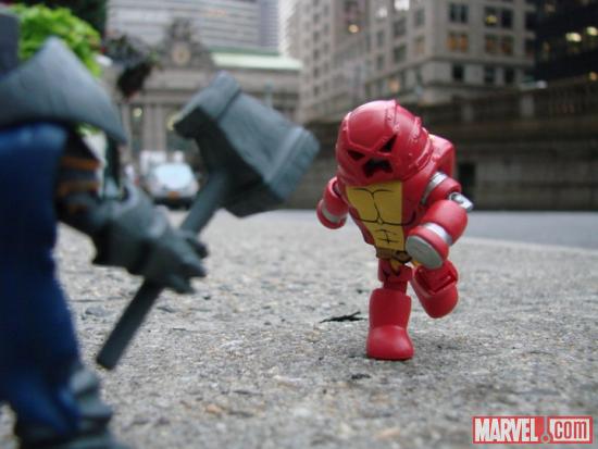 Diamond Select Toys Colossus Figure