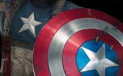 First Look: Captain America #1 Movie Variant
