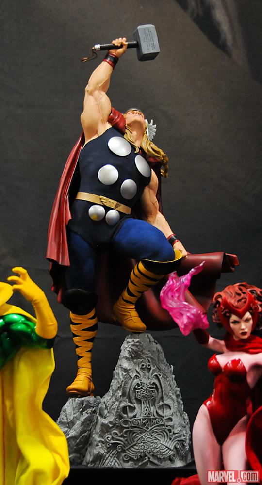 SDCC 2012: Marvel Figures at the Sideshow Booth
