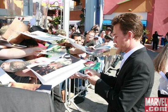 Edward Norton signing for the fans