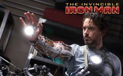 INVINCIBLE IRON MAN #1