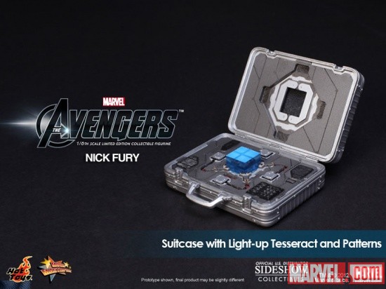 Silver Suitcase with Light-up Tesseract (by Hot Toys)