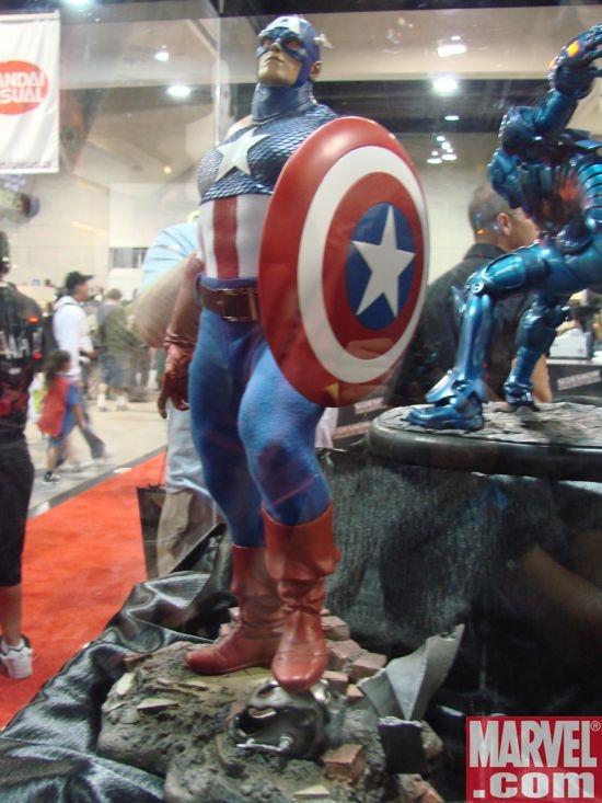 Captain America Premium Format Figure