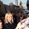 Paltrow signing for the fans
