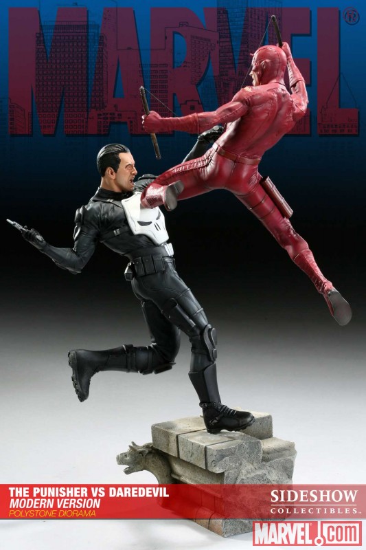 The Punisher vs. Daredevil Modern Version Polystone Diorama from Sideshow Collectibles