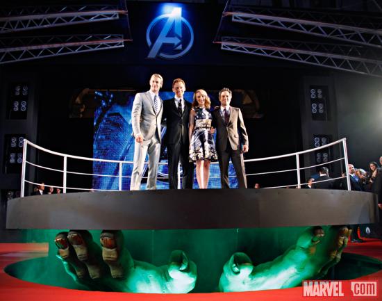 Chris Hemsworth (Thor), Tom Hiddleston (Loki), Scarlett Johansson (Black Widow) and Mark Ruffalo (Hulk) on the red carpet premie