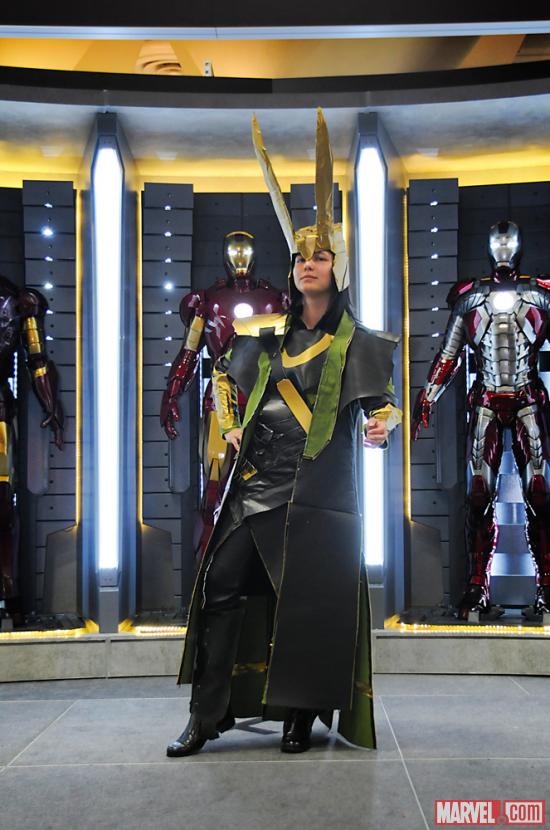 SDCC 2012: Avengers Vs. X-Men Cosplay Photo Op on the Marvel Stage 