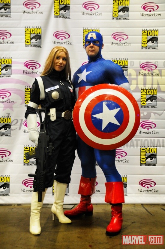 WonderCon 2011: Marvel Photo Meet-Up, Sharon Carter & Captain America