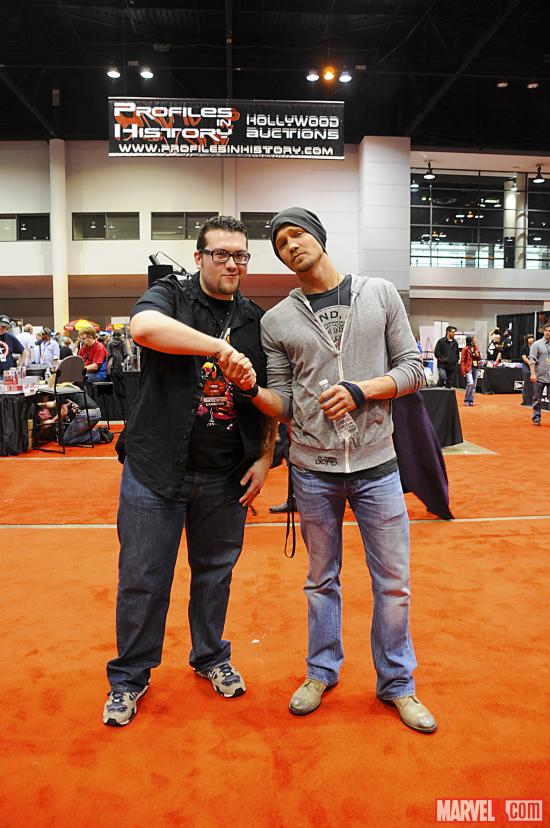 C2E2 2012: Ryan poses with Chad Michael Murray